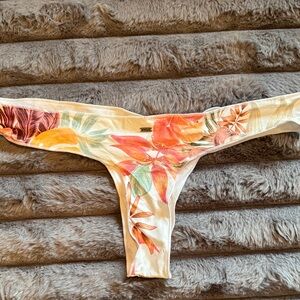 Rip Curl Coral and Cream Bikini Bottom